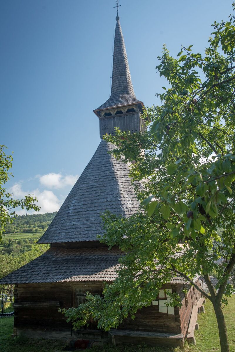 The wooden church "Saint Nicholas" from Budești Susani 