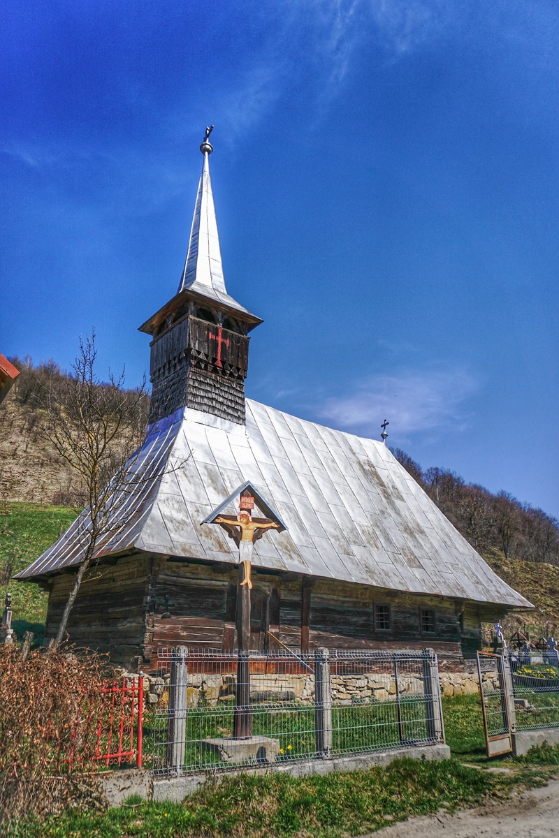 The wooden church "Saint Nicholas" from Boiereni 