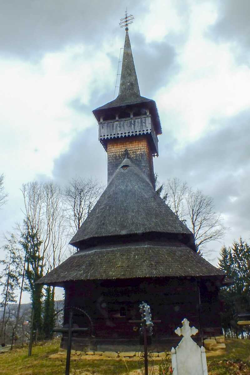 The wooden church "Saint Nicholas" from Cornești